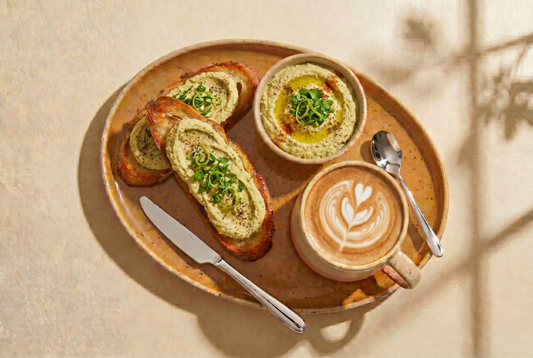 Hummus limonka–kolendra