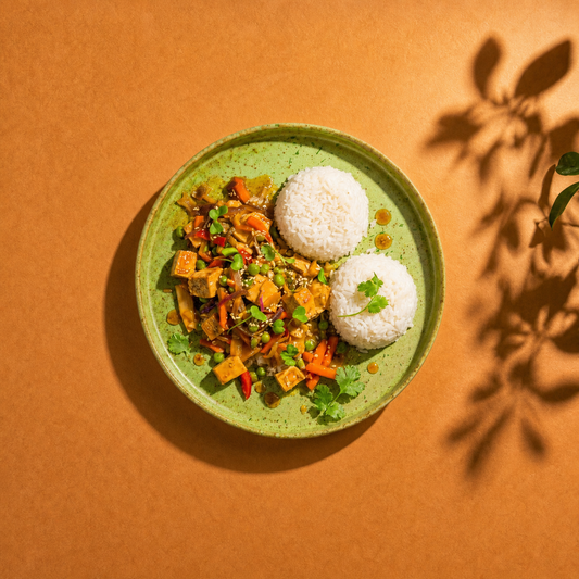 Tofu z warzywami w sosie sojowym - gotowe danie FOODIN